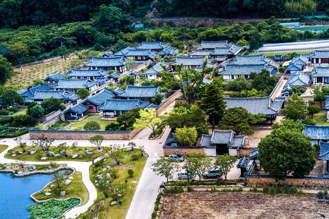 Nampyeong Moon Clan Residence