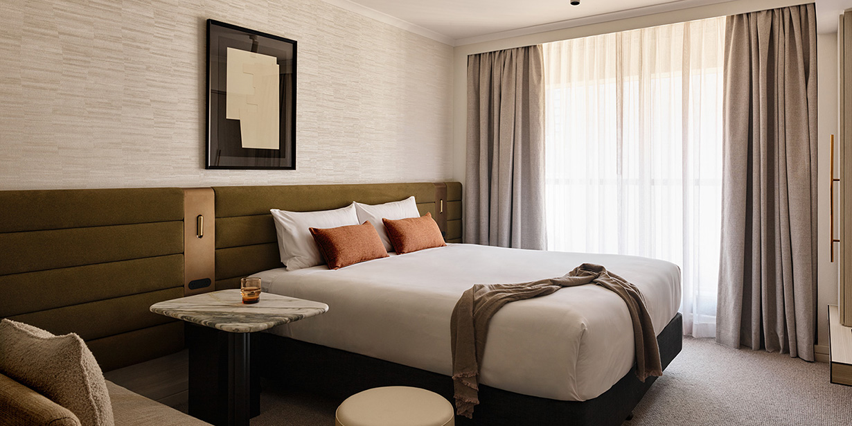 Adina Sydney Town Hall Room