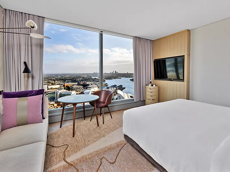 Sofitel Darling Harbour Room